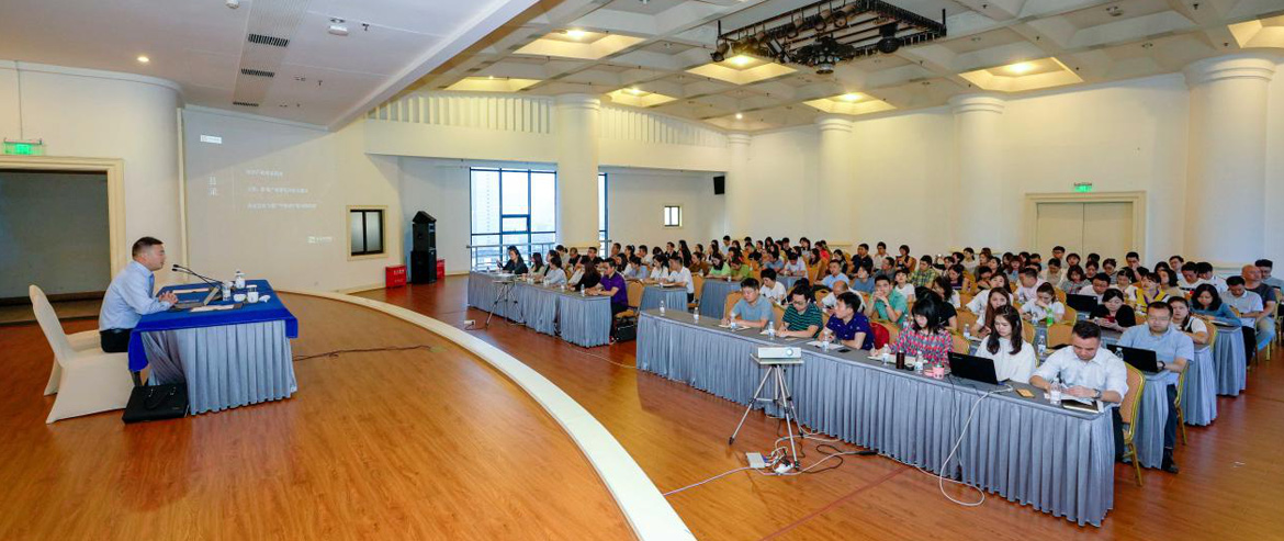 集團(tuán)組織開展知識(shí)產(chǎn)權(quán)專項(xiàng)統(tǒng)一培訓(xùn)