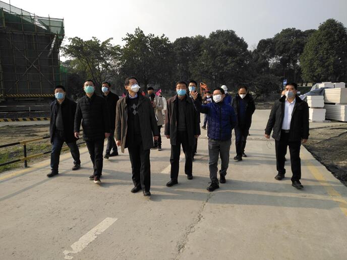 集團(tuán)黨委書記、董事長(zhǎng)任丁率隊(duì) 赴金牛賓館檢查工作