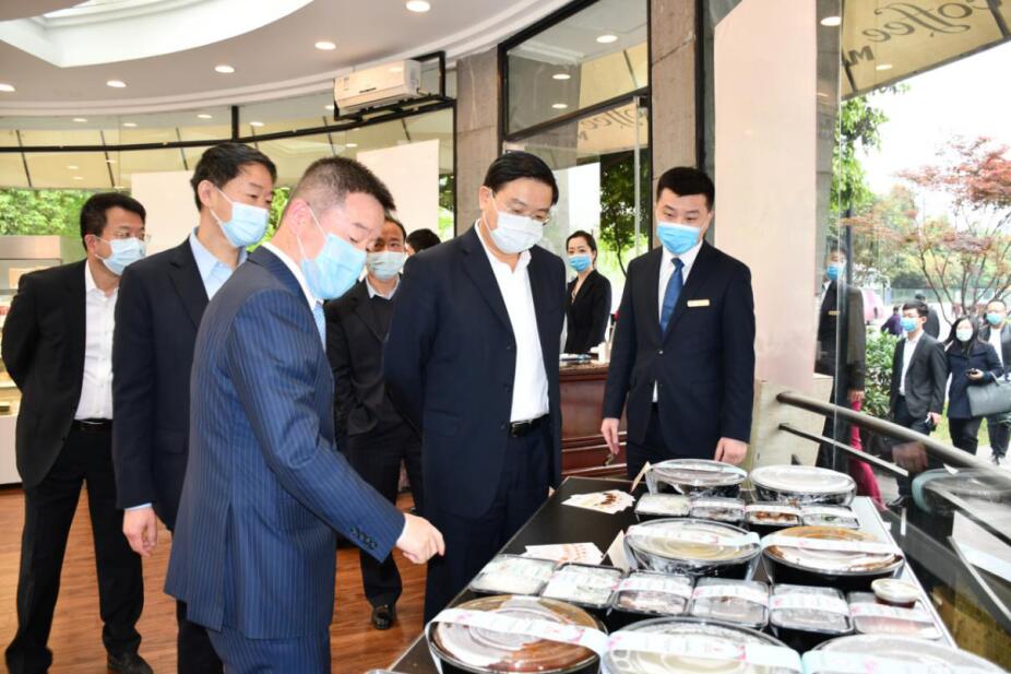 王鳳朝副省長赴省旅投集團調研 疫情防控、生產經營和改革發(fā)展工作