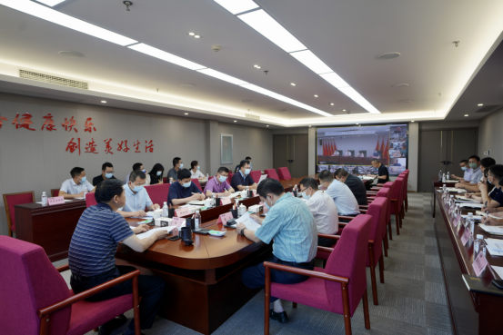 四川旅投集團召開疫情防控工作領導小組2022年第3次會議 集團黨委書記、董事長、疫情防控工作領導小組第一組長任丁主持會議并講話