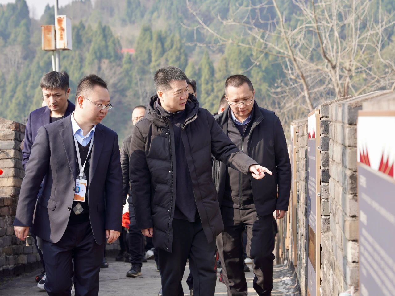 省旅投集團(tuán)黨委書(shū)記、董事長(zhǎng)游勇檢查督導(dǎo)春節(jié)安全生產(chǎn)工作并看望慰問(wèn)堅(jiān)守崗位的一線干部員工